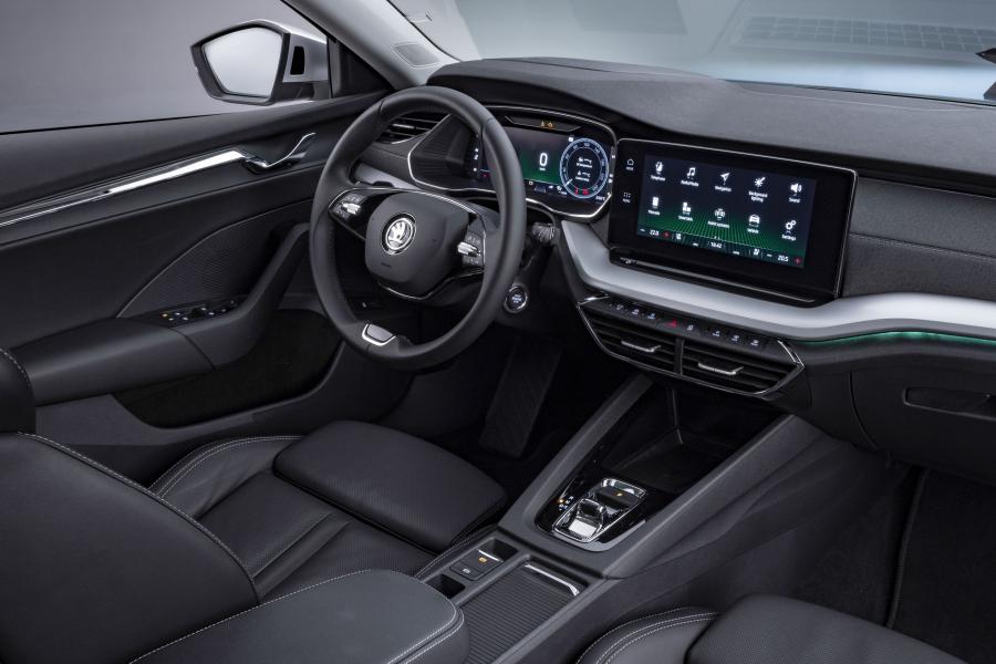 Интерьер Skoda Octavia Combi 2020 года  (WW) (фото 20 из 69)